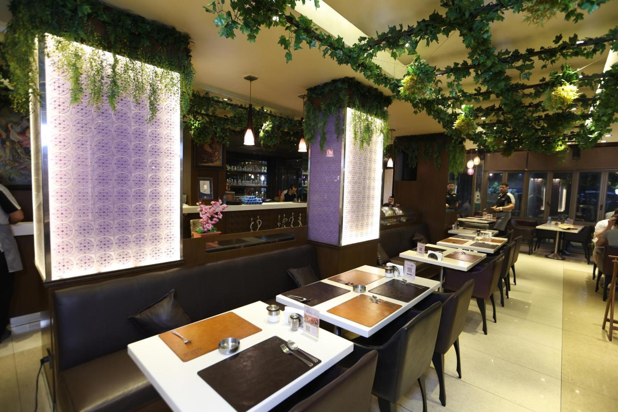 Duroy Hotel By Beverly Beiroet Buitenkant foto