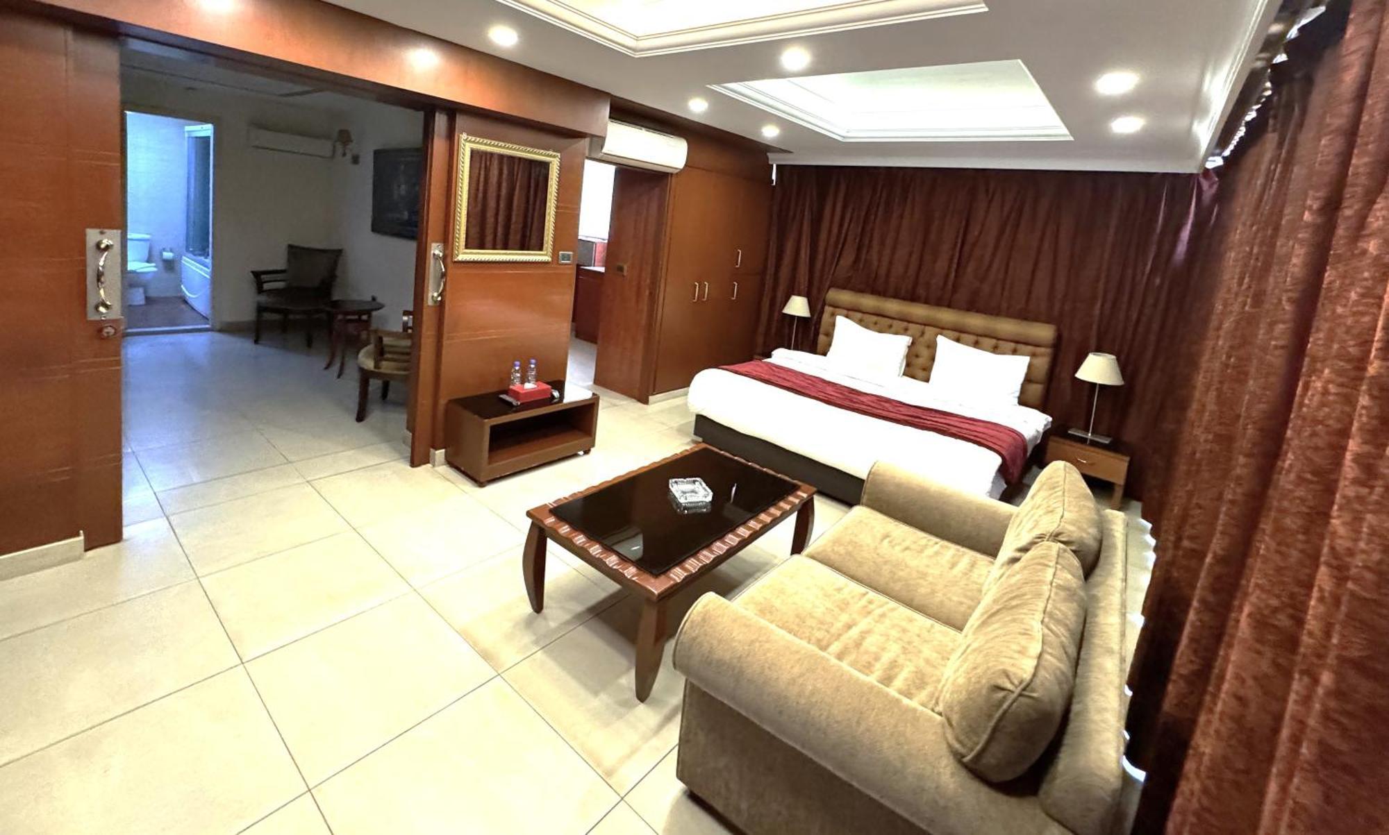 Duroy Hotel By Beverly Beiroet Buitenkant foto