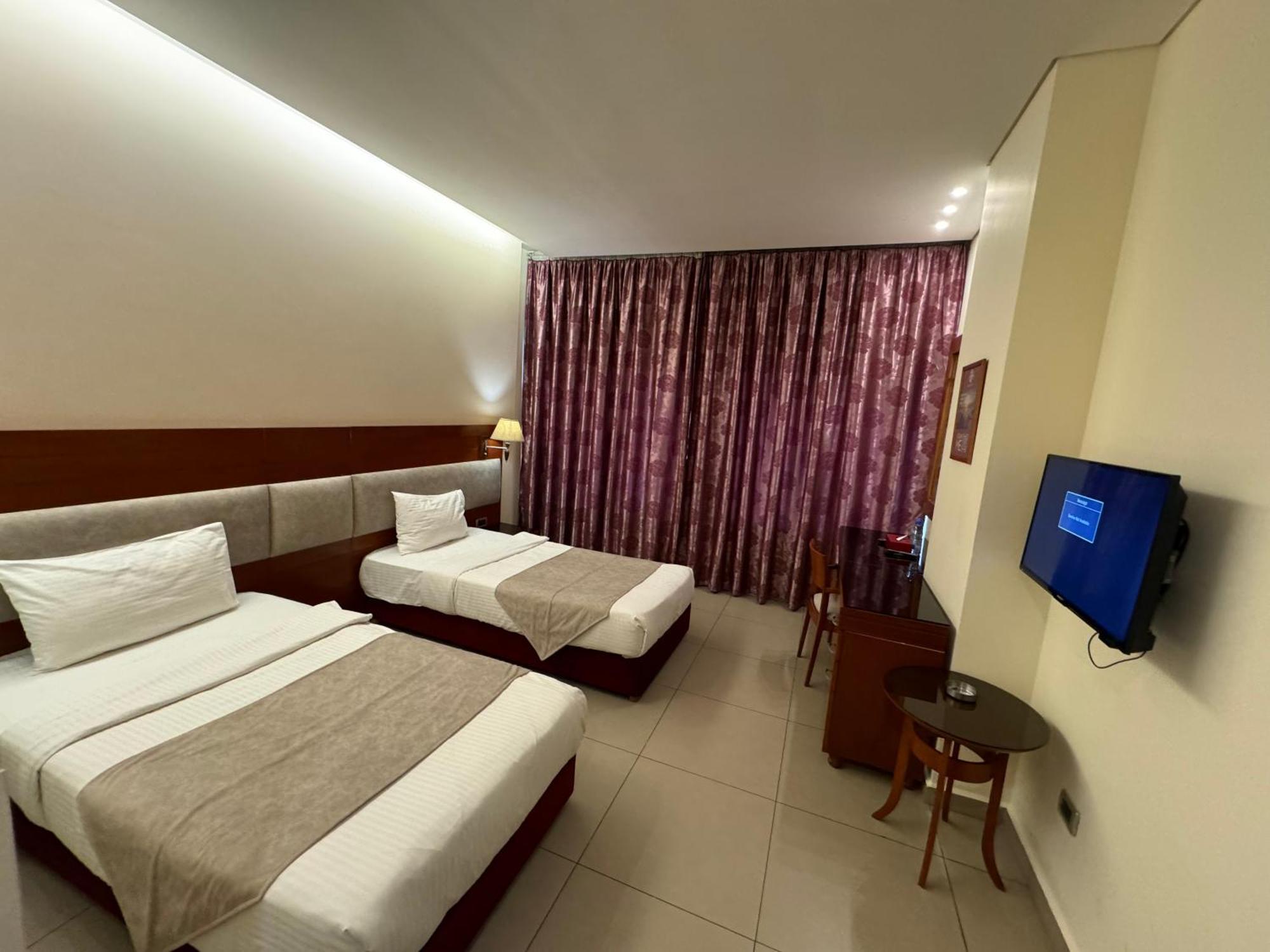 Duroy Hotel By Beverly Beiroet Buitenkant foto